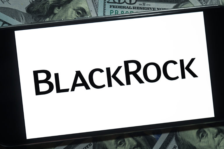 BlackRock acelera expansão no mercado de ativos alternativos