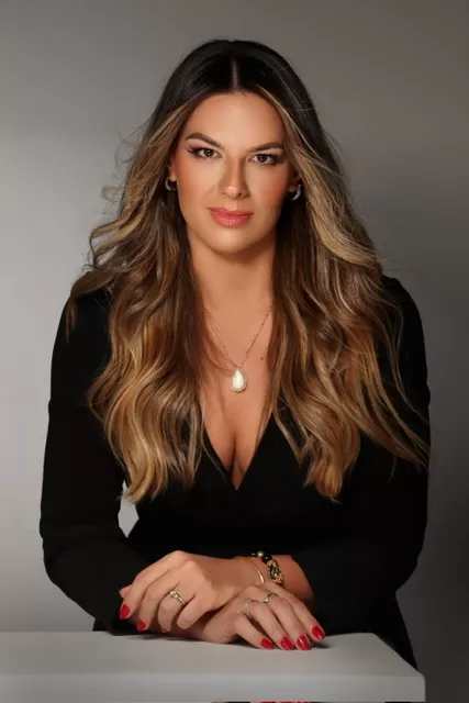 Vivian Campos