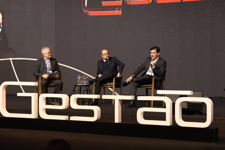 PAINEL LIDERANÇA ESTRATÉGICA – Lições de ouro dos líderes