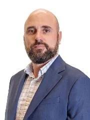 Fernando L. Farina