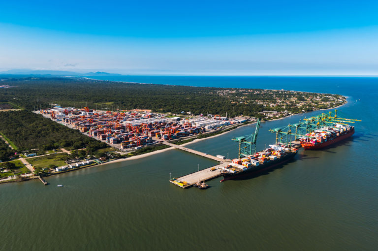 PORTO ITAPOÁ – Terminal completa 14 anos de atividades com recorde de TEUs movimentados